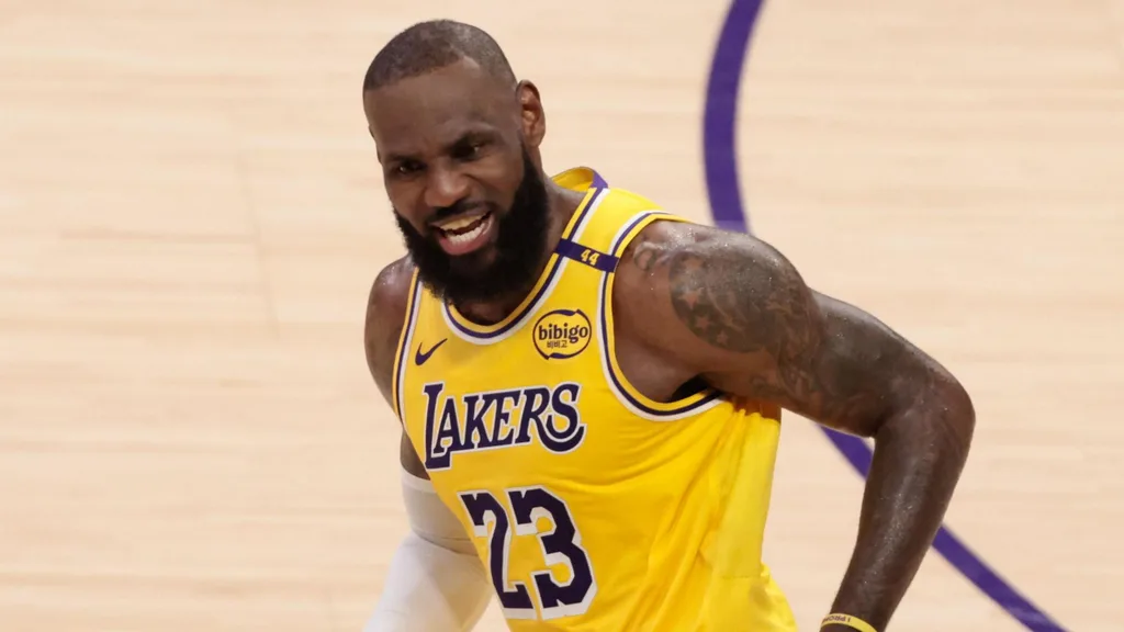 LeBron James, kendisini hamile gösteren yapay zekâ videolarına karşı yasal mücadele başlattı