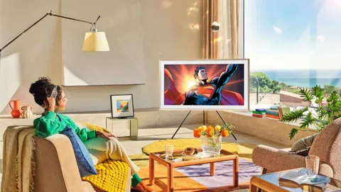 Samsung, Warner Bros ve DC Studios ile Superman film deneyimini genişletiyor