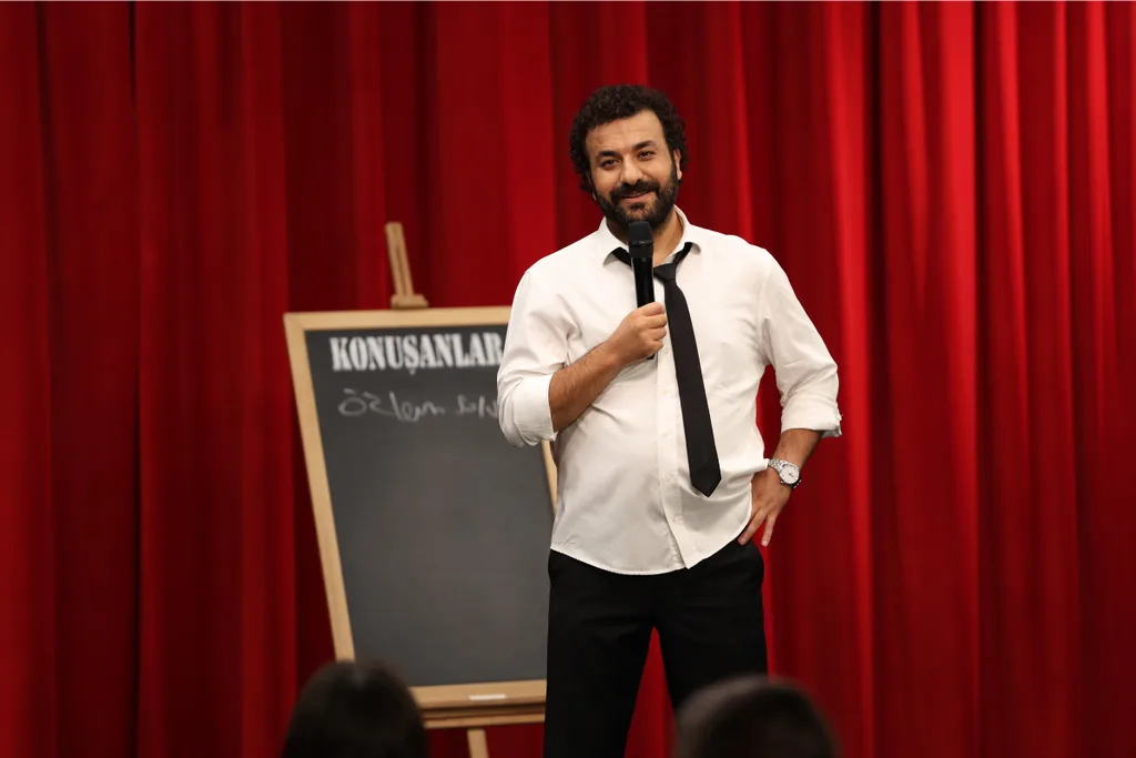 Hasan Can Kaya’nın Konuşanlar programı yeni dönemiyle sadece Disney+’ta yayınlanacak