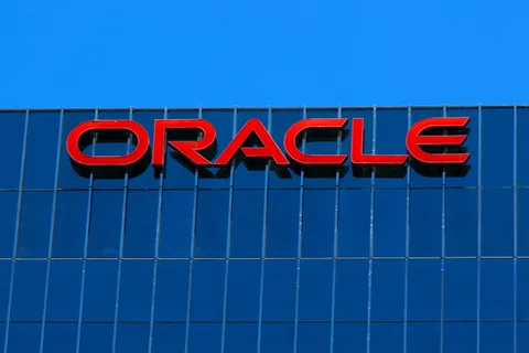 Oracle’da Safra Catz görevi bıraktı, iki yeni CEO iş başı yaptı