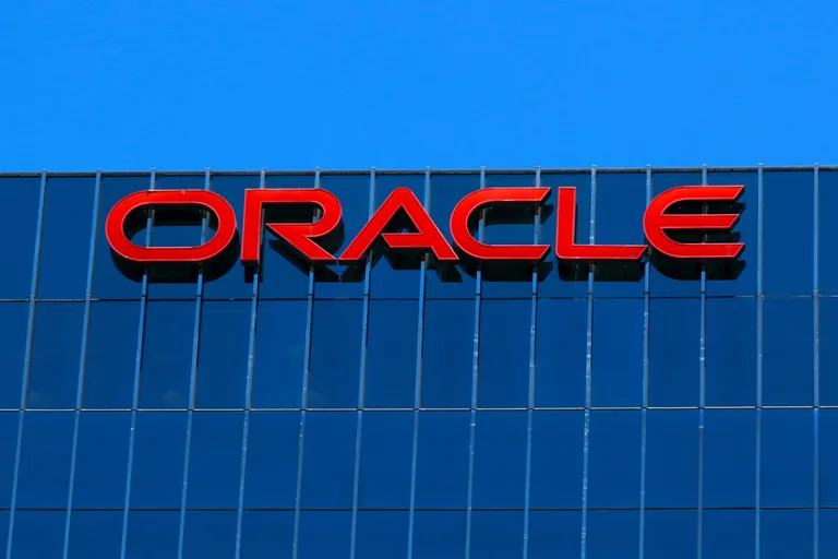 Yapay zekâ dönüşümü Oracle’da 21 bin çalışanın ayrılmasıyla sonuçlandı