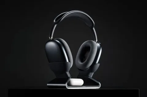Mophie, AirPods Max’i uyku moduna alarak şarj eden stand geliştirdi