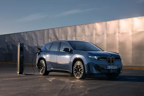 BMW iX3, Neue Klasse’nin ilk seri üretim elektrikli modeli olarak açıklandı