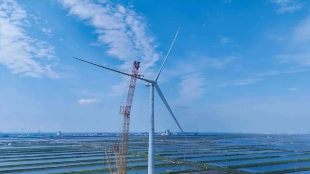 Çinli Dongfang Electric dünyanın en güçlü 26 MW rüzgâr türbinini kurdu
