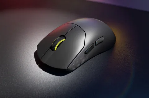 Corsair Sabre V2 Pro Ultralight, 36 gramlık ağırlığıyla oyunculara hız kazandıracak