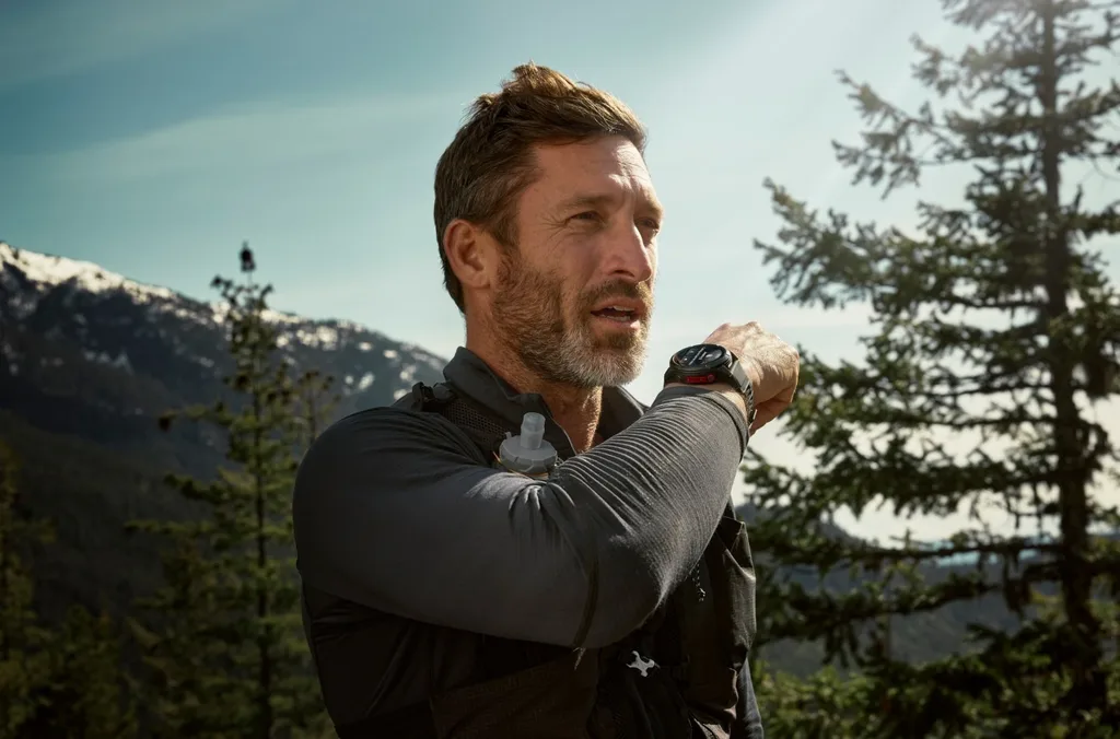 Garmin Fenix 8 Pro serisi LTE ve uydu desteğiyle tanıtıldı