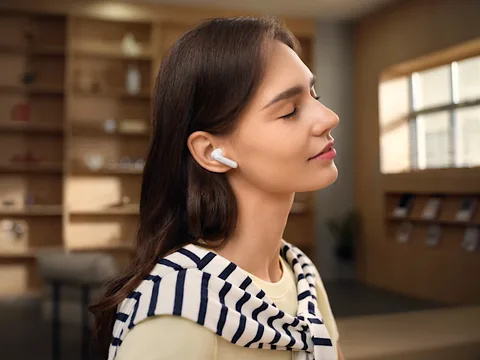 Huawei FreeBuds SE 4 satışa çıktı: 50 saat pil ömrü ve gürültü engelleme sunuyor