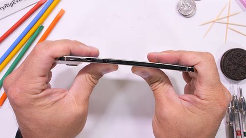 iphone air jerryrigeverything