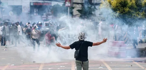 Nepal hükümeti sosyal medya yasağını geri çekti, protestolarda 19 kişi yaşamını yitirdi