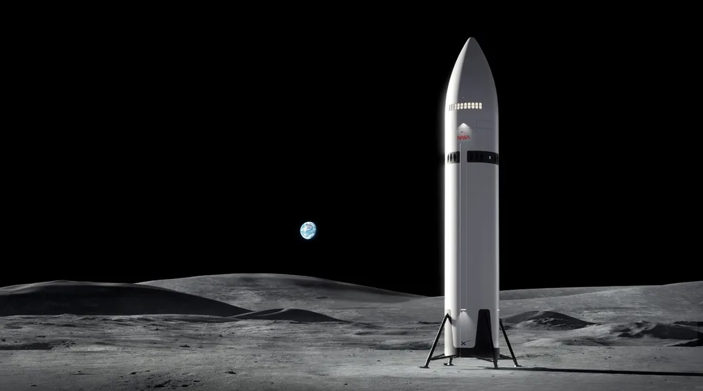 SpaceX’in Ay aracı için 2027 hedefi belirsizleşiyor