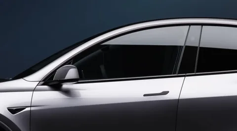 Tesla araçlarındaki kapı kolları yeniden tasarlanıyor