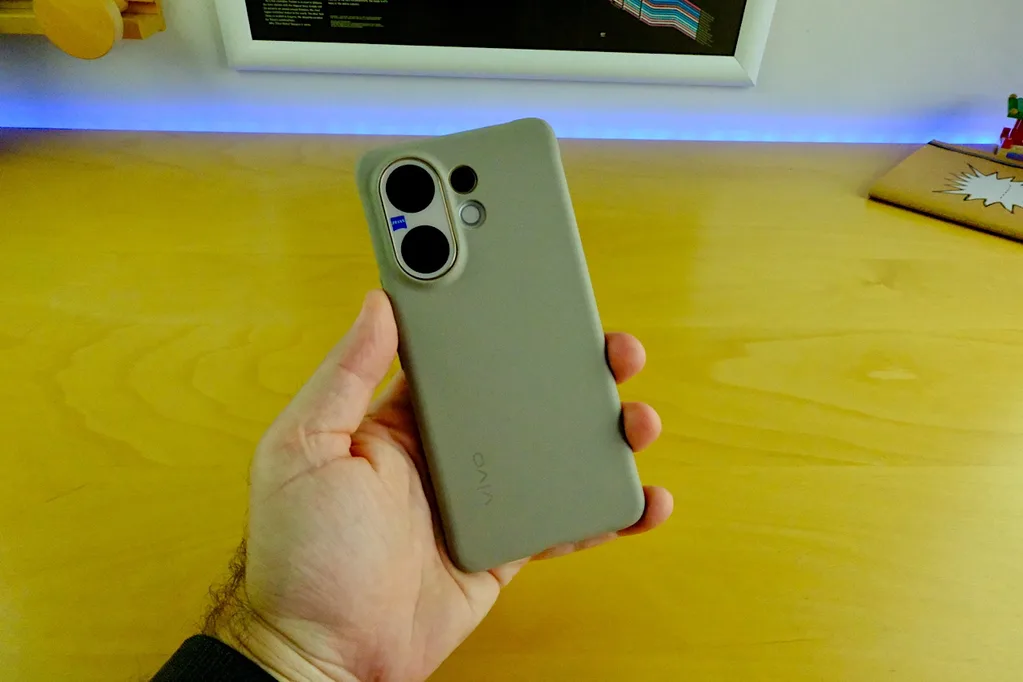 Vivo V70 için geri sayım başladı: Sertifikalar ortaya çıktı