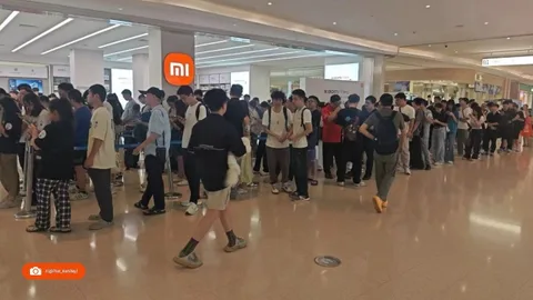 Xiaomi 17 serisi Çin’de satış rekoru kırdı, global sürümde farklılıklar olacak
