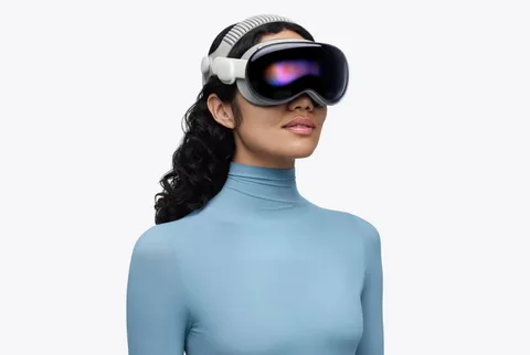 Apple Vision Pro’ya beklenen YouTube uygulaması nihayet geldi