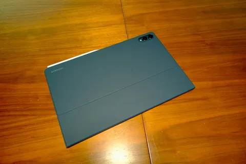 Galaxy Tab S12+ ve S12 Ultra Google Play listesine girdi