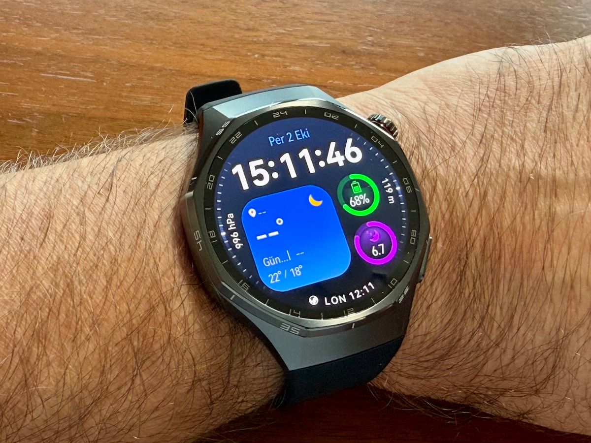 Huawei Watch GT 7 ve GT 7 Pro renkleriyle ortaya çıktı