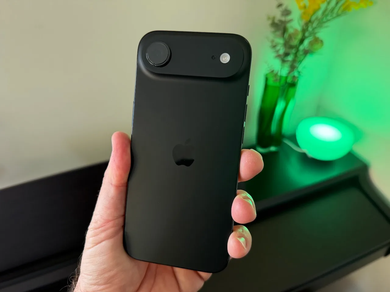 iPhone Air 2 için kritik değişiklikler gündemde: Pil ve kamera yenileniyor