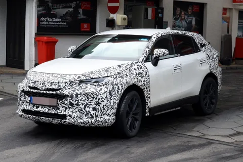 Toyota’nın test ettiği yen SUV modeli Venza’nın devamı olabilir
