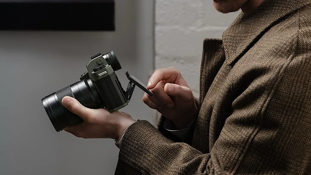 Leica SL3 Reporter, Aramid gövdesiyle dayanıklılığı öne çıkarıyor