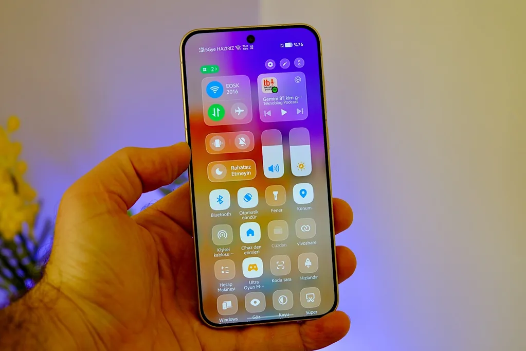 Gücün ve kamera yeteneklerinin en kompakt hâli: vivo X300 İncelemesi
