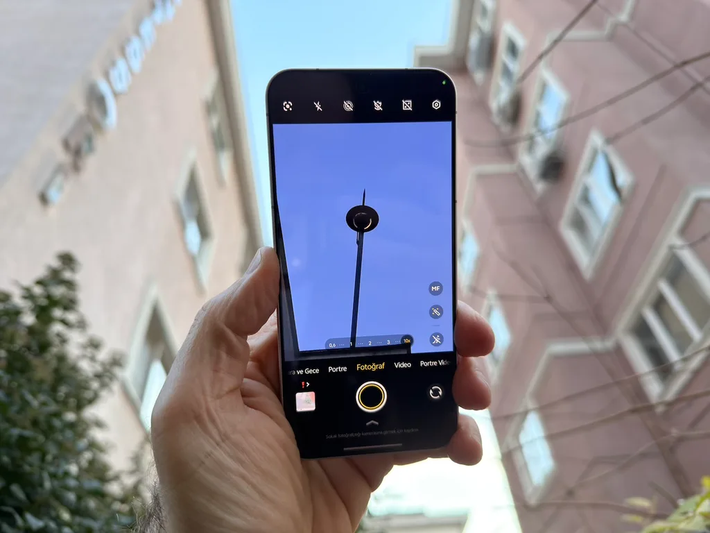 Gücün ve kamera yeteneklerinin en kompakt hâli: vivo X300 İncelemesi