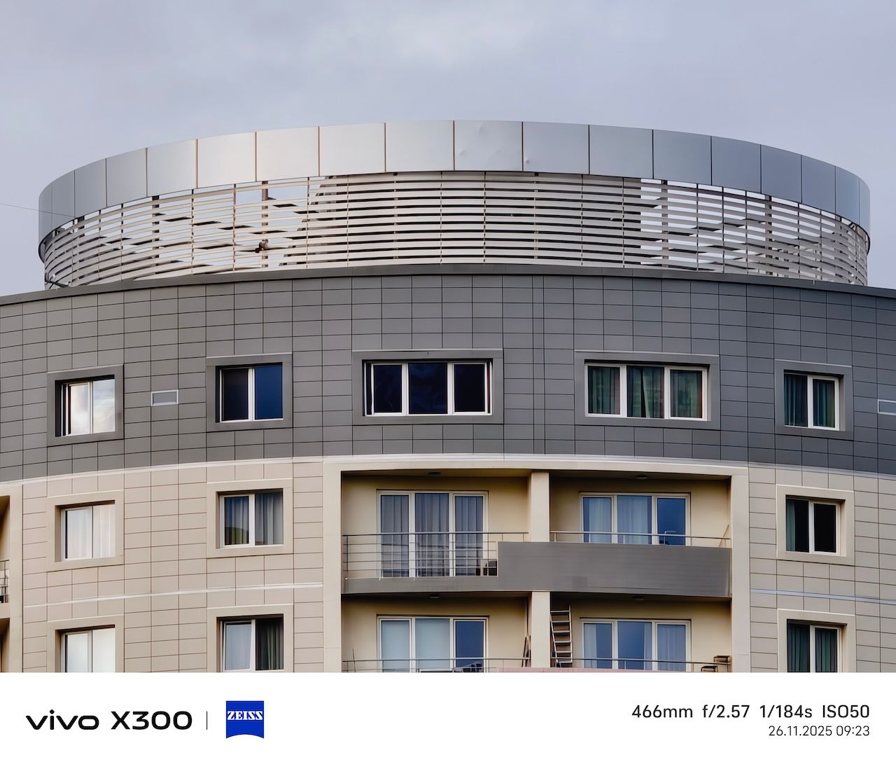 Gücün ve kamera yeteneklerinin en kompakt hâli: vivo X300 İncelemesi