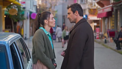 Netflix’in yeni Türk dizisi “Ayrılık da Sevdaya Dahil” 15 Ocak’ta yayınlanacak