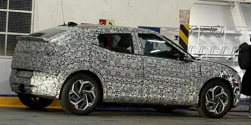 IONIQ 3 N-Line kamuflajlı test sürüşünde: Hyundai’den sportif elektrikli hamle