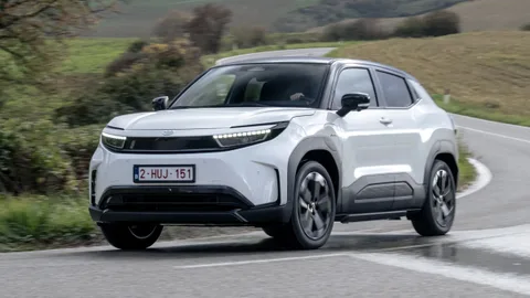 Toyota Urban Cruiser EV geliyor: 426 km menzil, 45 dakikada şarj