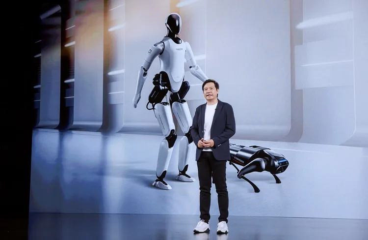 Xiaomi beş yıl içinde fabrikalarında insansı robotları kullanmayı planlıyor