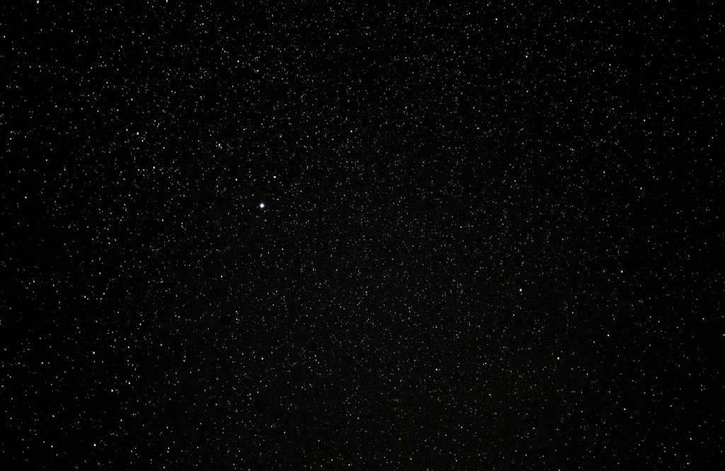 Yapay zekâ, Hubble verilerinde yıllardır fark edilmeyen 800 kozmik gizemi ortaya çıkardı