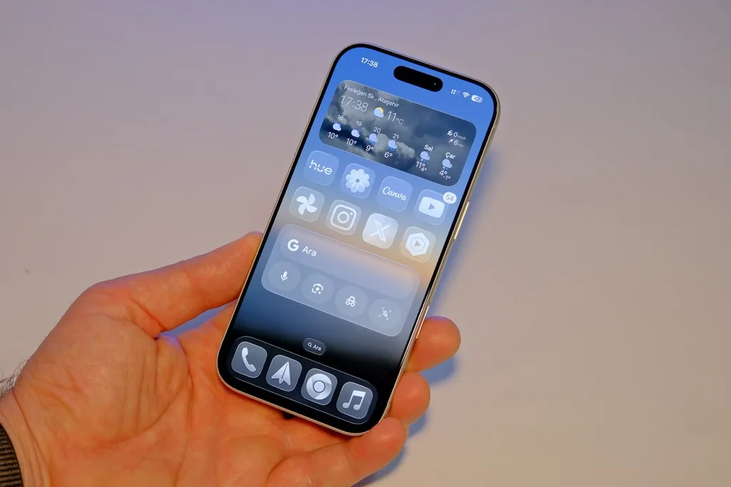 Apple iOS 26.4 ile Liquid Glass parlamasını azaltan ayar ekliyor