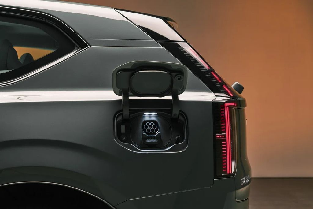 Volvo EX60, elektrikli SUV planında kritik boşluğu dolduruyor