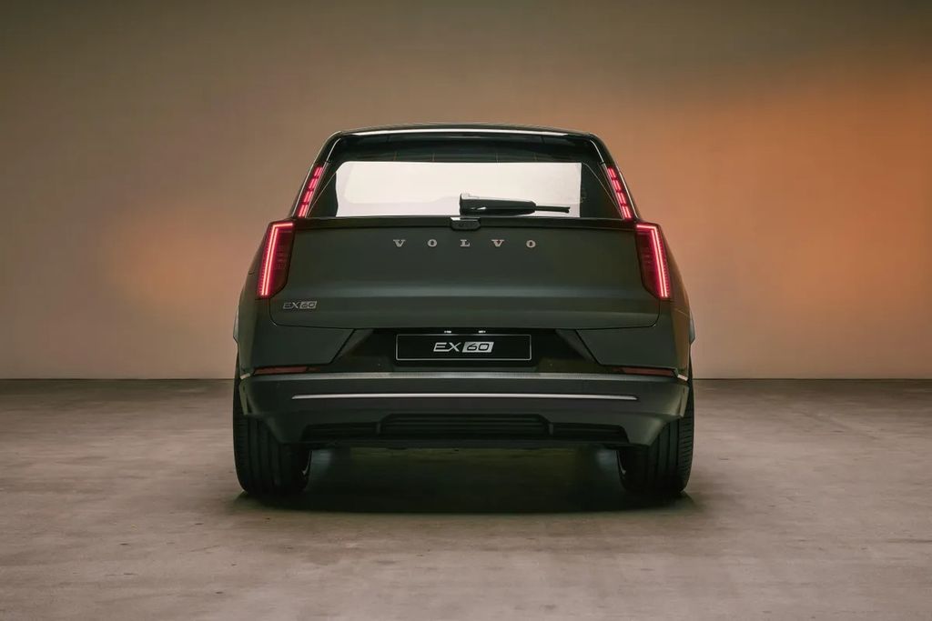 Volvo EX60, elektrikli SUV planında kritik boşluğu dolduruyor