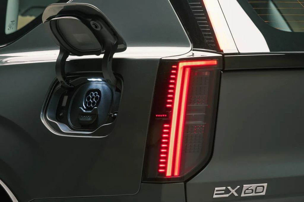 Volvo EX60, elektrikli SUV planında kritik boşluğu dolduruyor