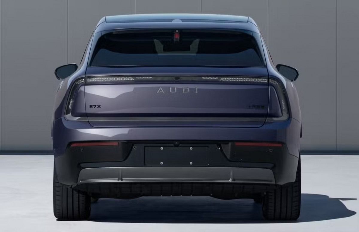 audi e7x