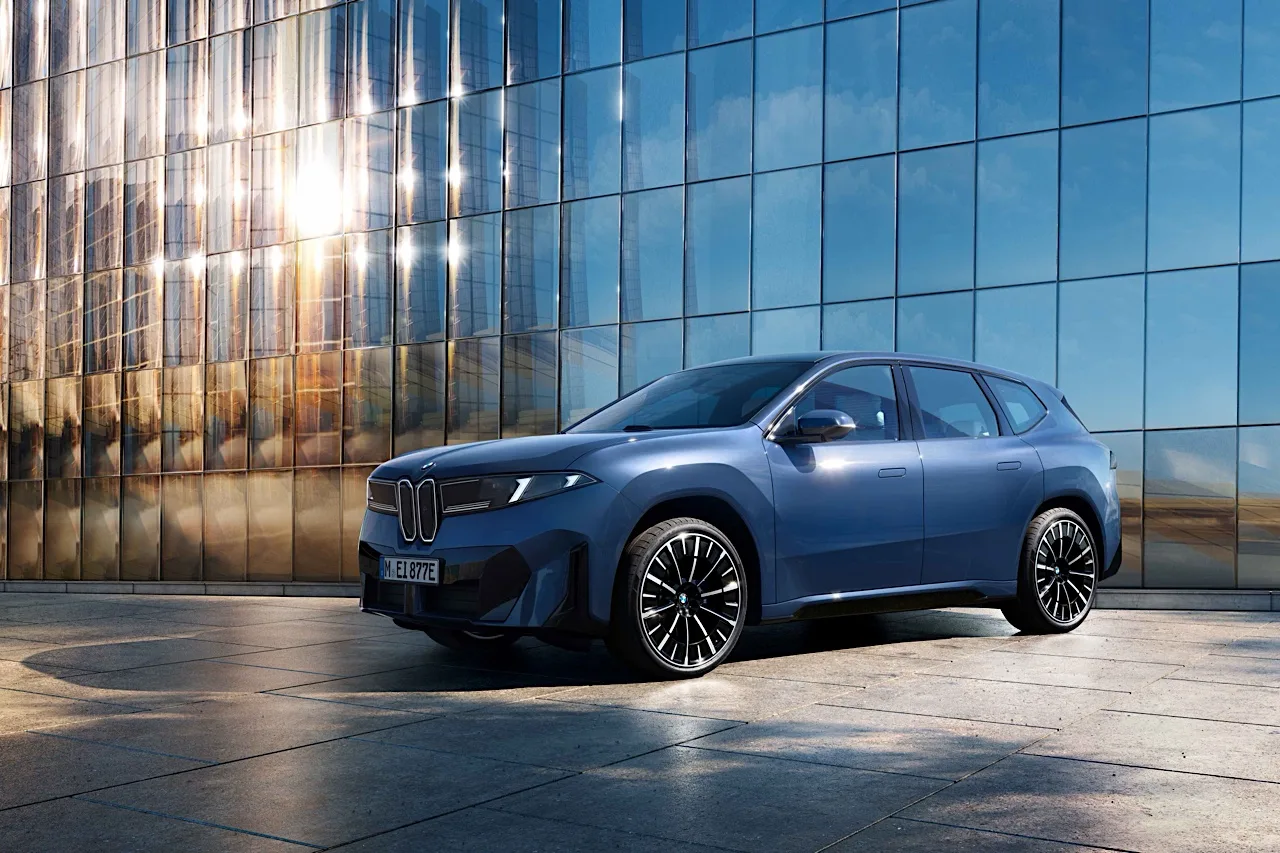 BMW iX3 Türkiye fiyatını açıkladı: 805 km menzil ve 400 kW şarj