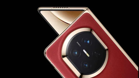 Huawei, katlanabilir telefonlarda kurduğu yeni çizgiyi Türkiye’ye getiriyor