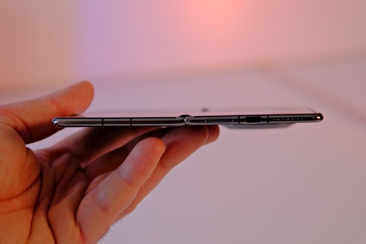 Katlanabilir, ama ödün vermeyen bir amiral gemisi mi? Huawei Mate X7 İncelemesi