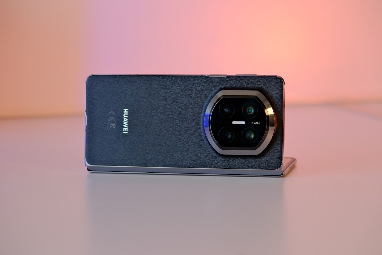 Katlanabilir, ama ödün vermeyen bir amiral gemisi mi? Huawei Mate X7 İncelemesi