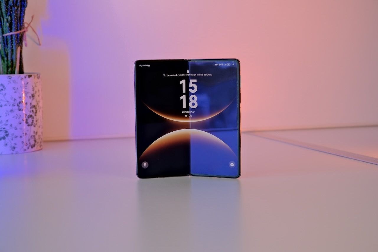 Katlanabilir, ama ödün vermeyen bir amiral gemisi mi? Huawei Mate X7 İncelemesi