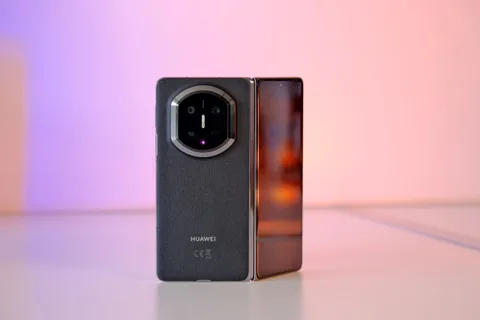 Katlanabilir, ama ödün vermeyen bir amiral gemisi mi? Huawei Mate X7 İncelemesi