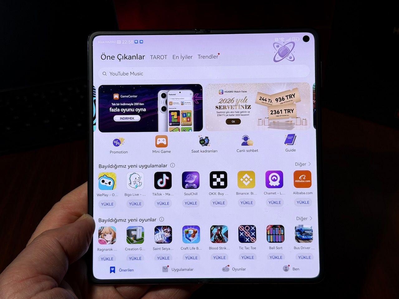 Katlanabilir, ama ödün vermeyen bir amiral gemisi mi? Huawei Mate X7 İncelemesi