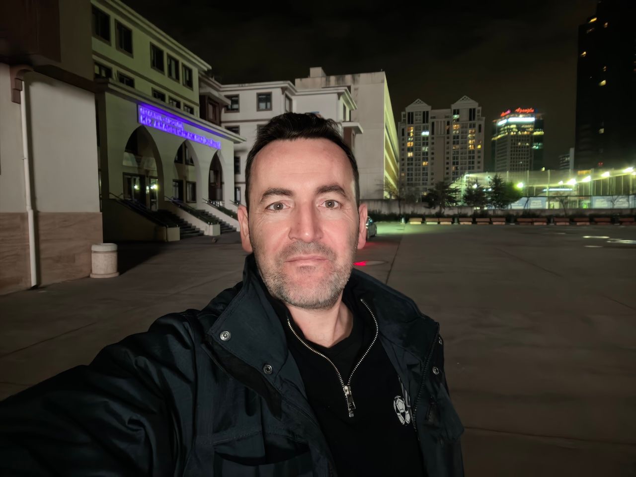 Katlanabilir, ama ödün vermeyen bir amiral gemisi mi? Huawei Mate X7 İncelemesi