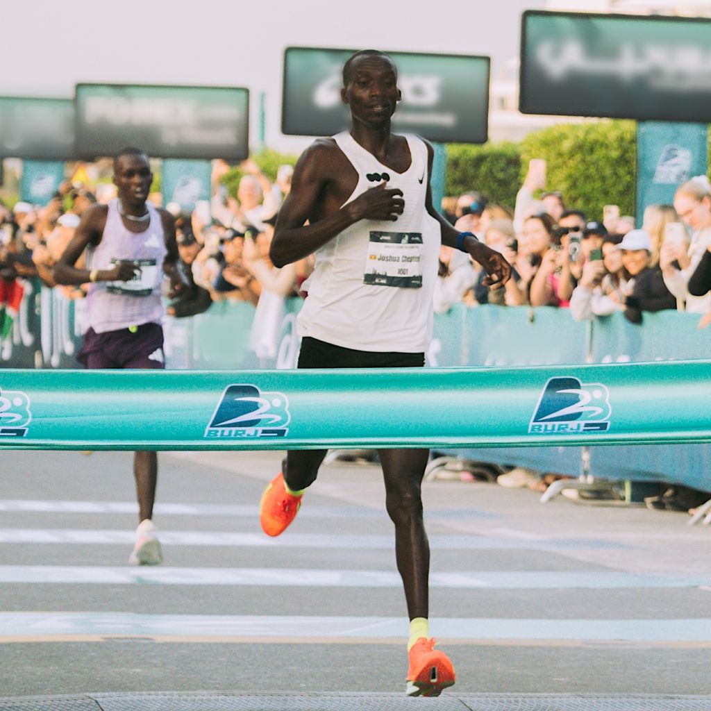 Huawei, yeni GT Runner 2’yi lansman öncesinde elit atletlerle test etti