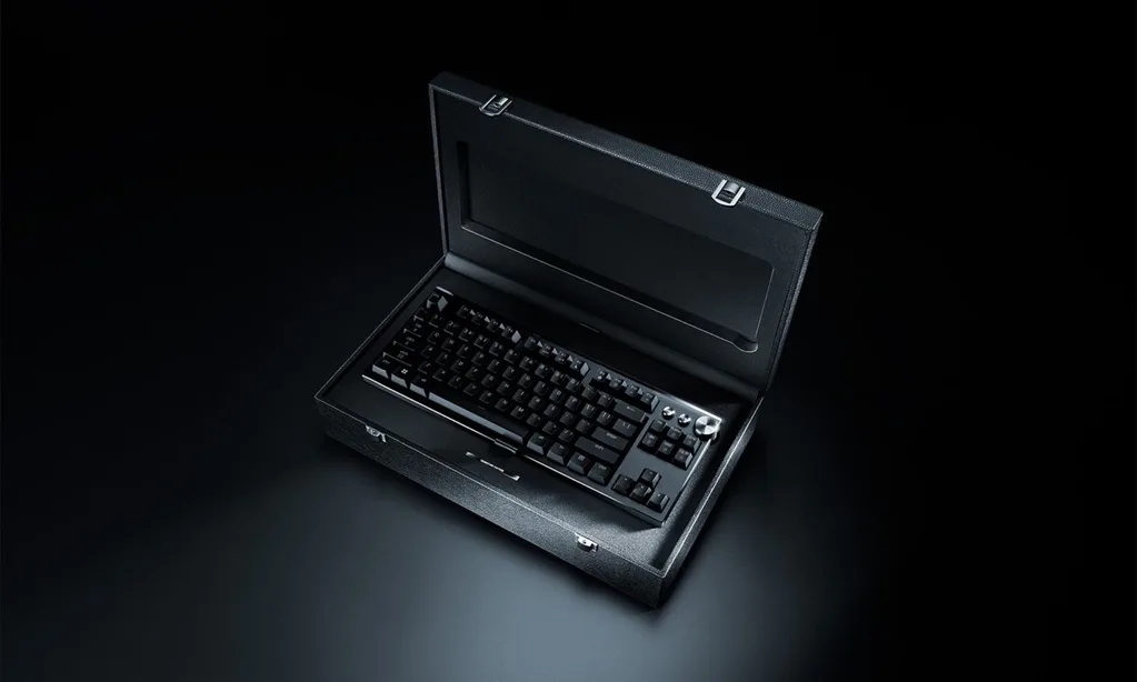 Razer 1.337 adetlik premium klavyeyi duyurdu