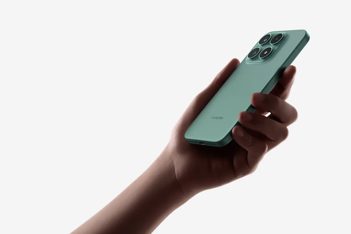 Xiaomi 18 daha büyük ekran ve devasa pil ile gelebilir