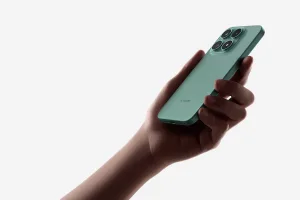 Xiaomi 18 daha büyük ekran ve devasa pil ile gelebilir