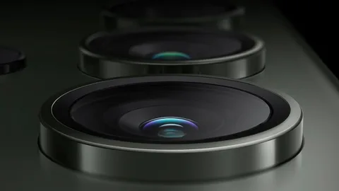 Samsung, 1 inç sınıfına yaklaşan 200 MP sensör üzerinde çalışıyor