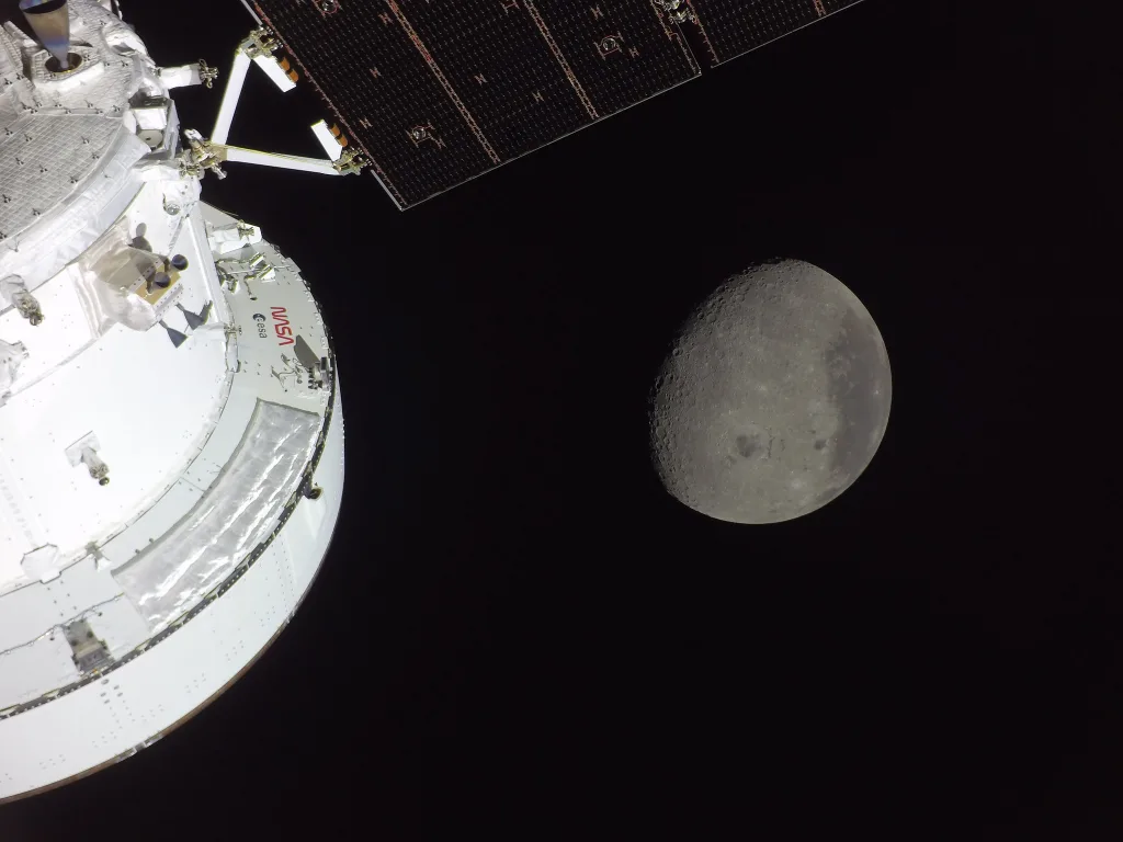 NASA Artemis II’den Ay ve Dünya’yı aynı karede gösteren fotoğraflar geldi